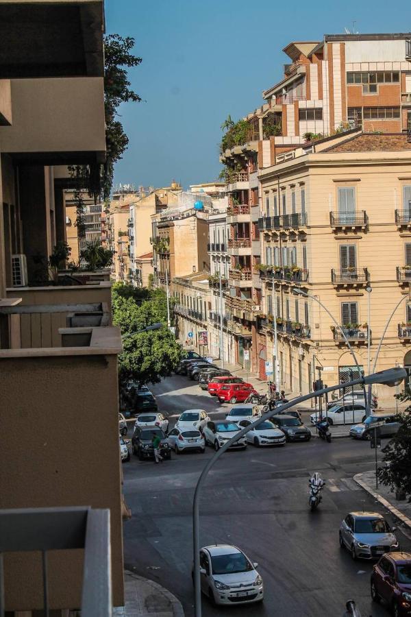 Hotel Alexander House à Palerme Extérieur photo