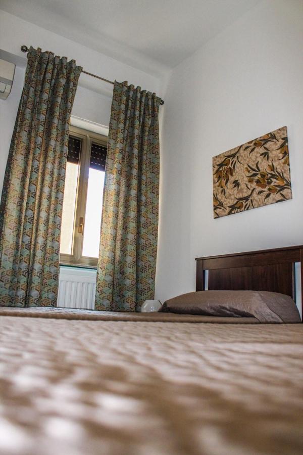 Hotel Alexander House à Palerme Extérieur photo
